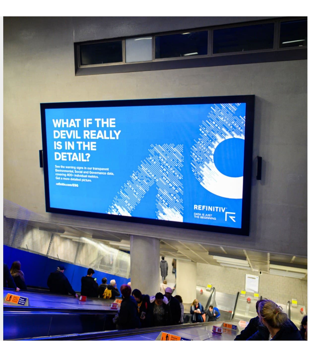 Digital Gateway screens above the ticket gates at Canary Wharf Underground station